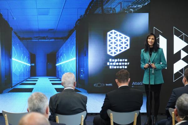 Суперкомпютър Discoverer в София Тех Парк