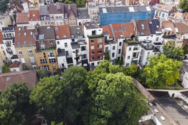 Соларни панели върху покривите в Брюксел